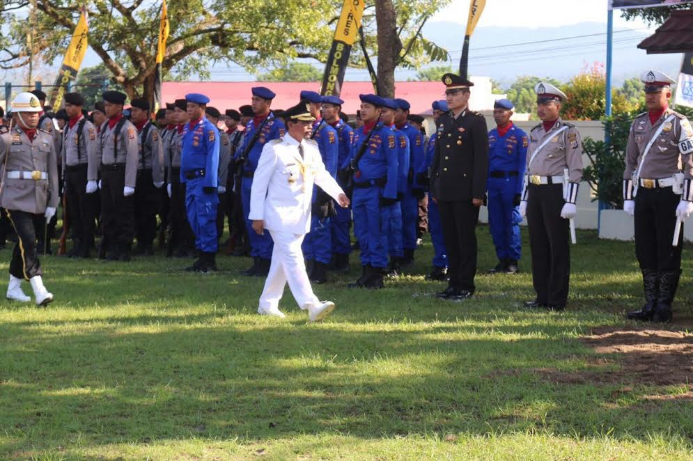 Sehan Landjar Pimpin Upacara Peringatan HUT Bhayangkara di Mapolres Bolmong