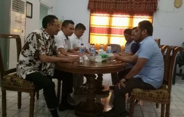 Bahas Syarat Calon Perseorangan, KPU-Panwaslu Kotamobagu Lakukan Pertemuan