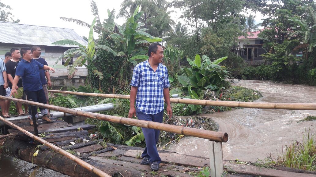 NAYODO KOERNIAWAN Turun Langsung PANTAU KONDISI WARGA Yang Terendam Banjir