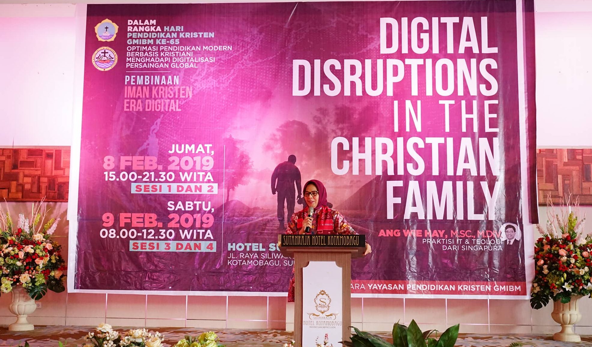 Walikota Hadiri Langsung Seminar dan Pembinaan Iman Kristen di Era Digital