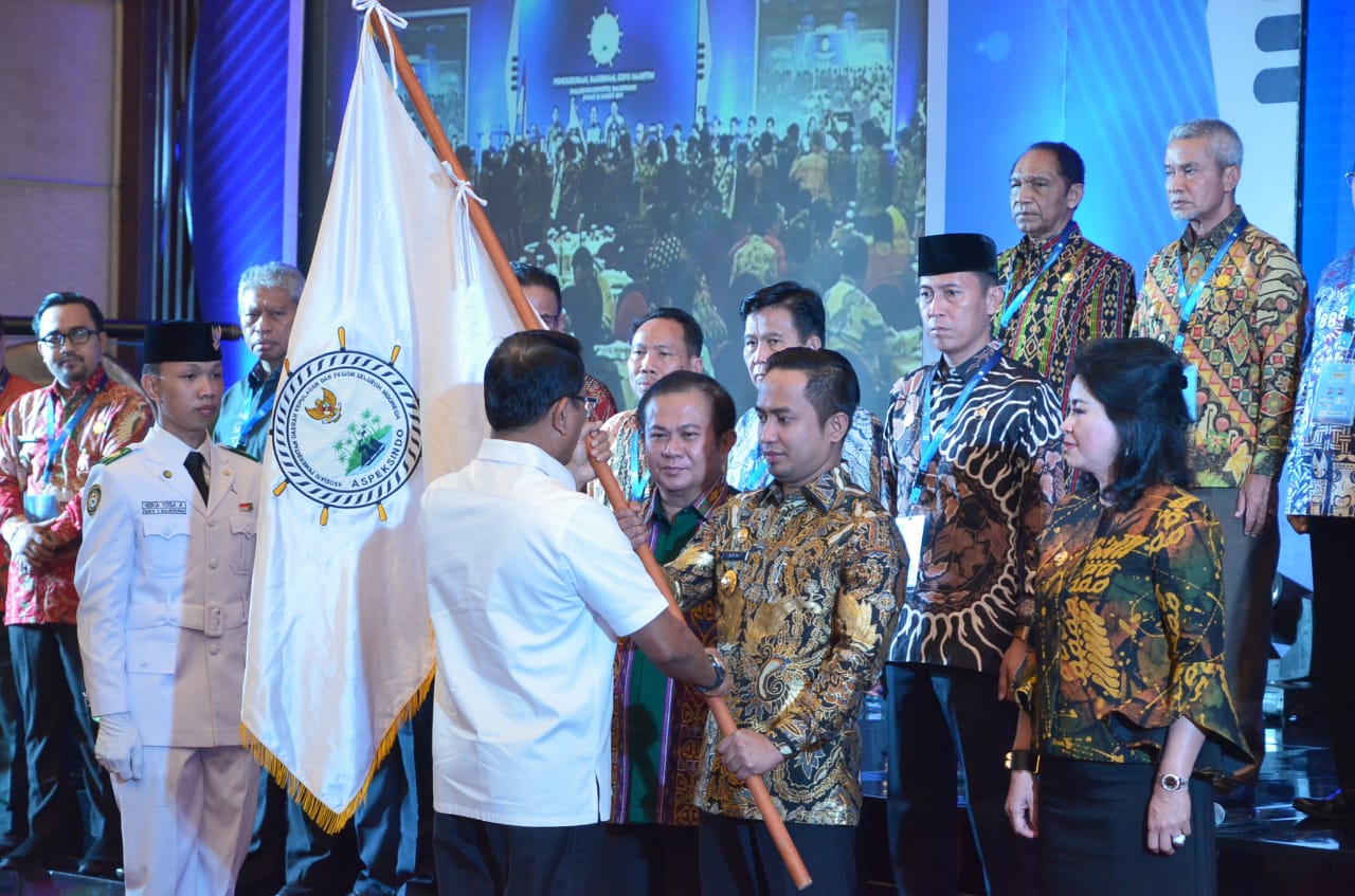 Dilantik Moeldoko, Bupati Iskandar Resmi Jadi Wakil Ketua Umum ASPEKSINDO
