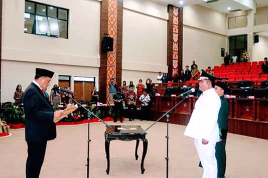 Dilantik Gubernur, Dedy Abdul Hamid Sah Dampingi Iskandar Sebagai Wabup Bolsel