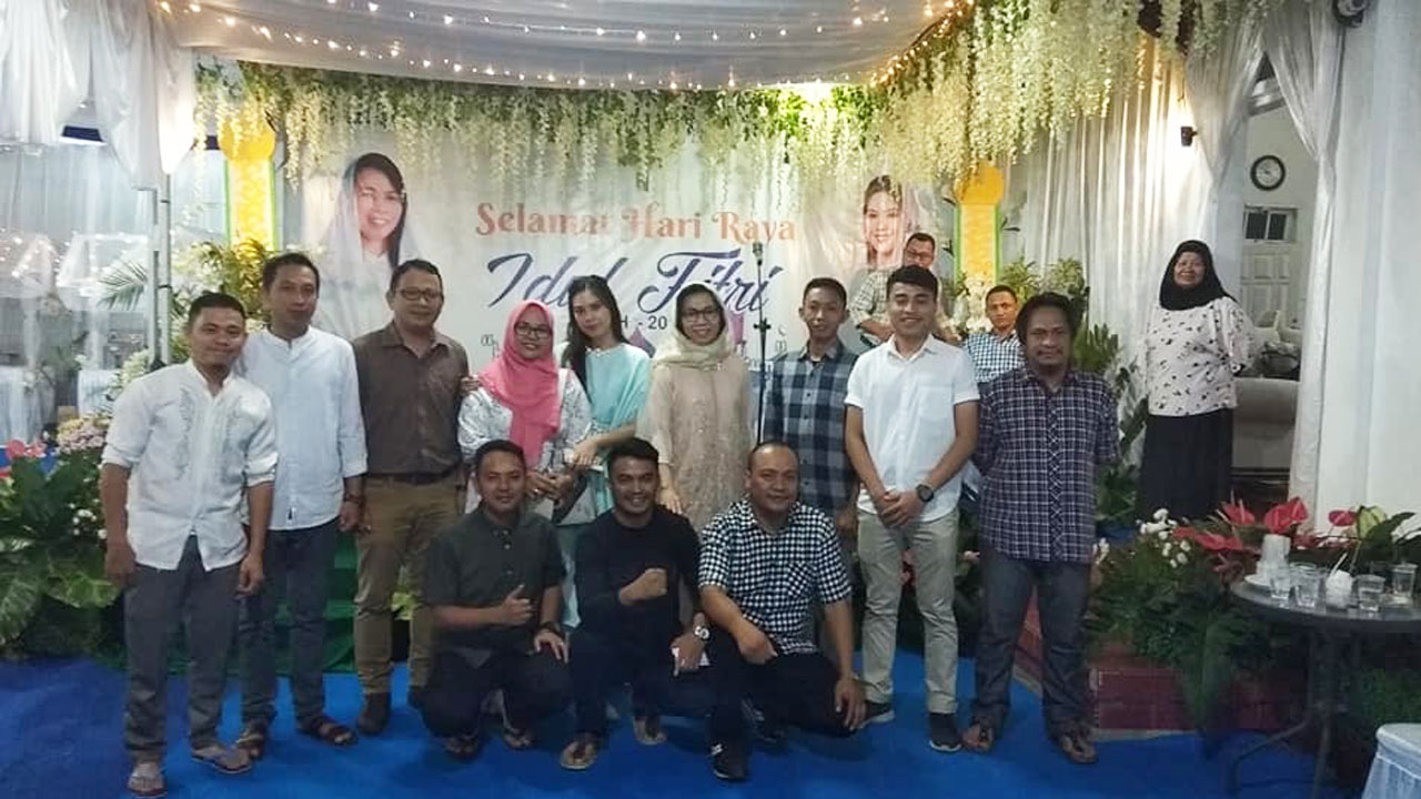 Kebersamaan Bupati dan SKPD Bersama Sahabat Jurnalis Bolmong di Momentum Idul Fitri