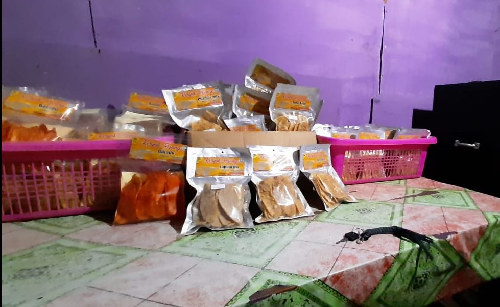 Dirintis 2 Tahun, Usaha Keripik Rini Abidin Mulai Rambah Supermarket di Kotamobagu