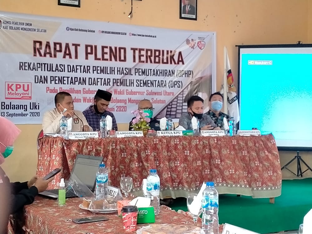 KPU Bolsel Tuntaskan Rapat Pleno DPHP Penetapan DPS