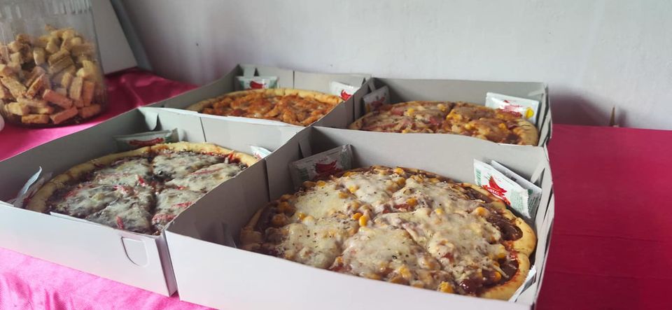 Warga Kotamobagu Pecinta Pizza, Yuk Coba Vizz Pizza di Kelurahan Biga Ini