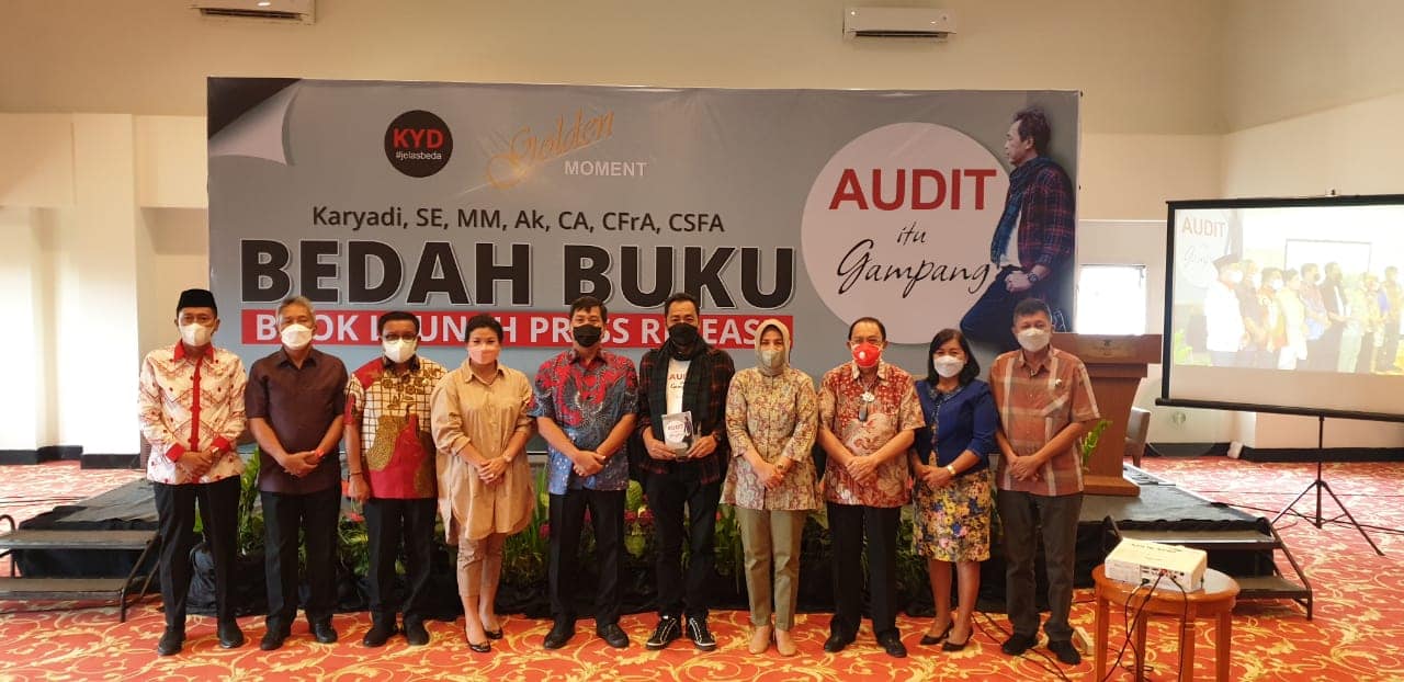 Bedah Buku Hasil Karya Ketua BPK RI Perwakilan Sulut Dihadiri Wali Kota Tatong Bara