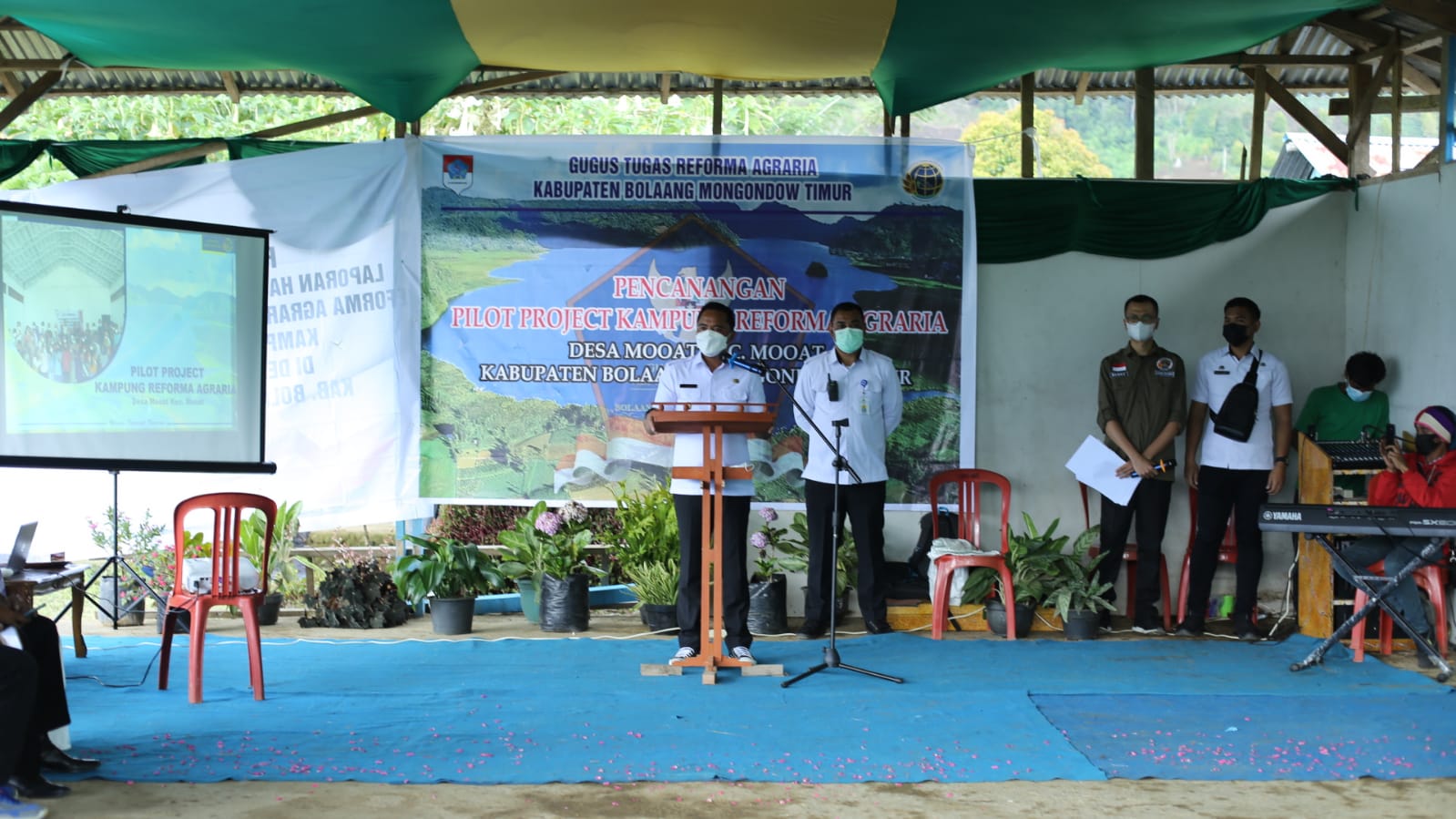 Bupati Sam Sachrul Mamonto Buka Kegiatan Pencanangan Pilot Project Kampung Reforma Agraria