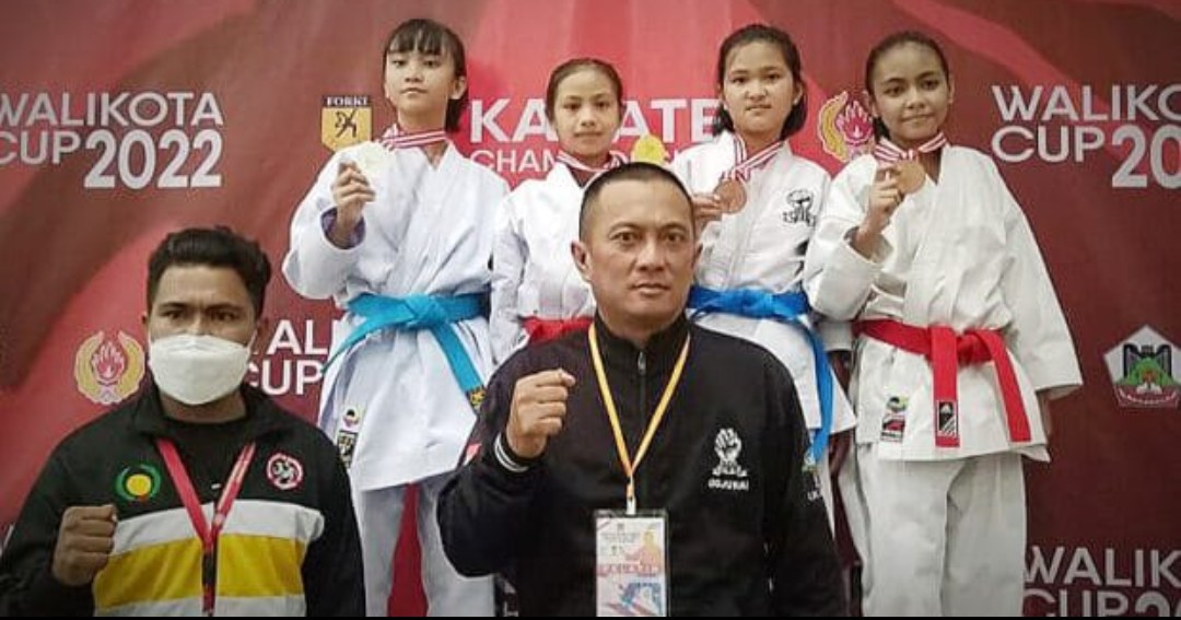 Atlet Karate Boltim, Boyong Delapan Medali