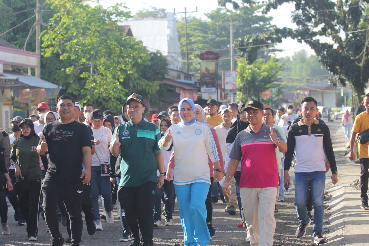 Rangkaian HUT Kota Kotamobagu Ke-15 Tahun, Wali Kota Tatong Bara Jalan dan Senam Sehat Bersama Forkopimda