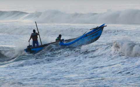 Nelayan Bolmong Diminta Untuk Tidak Melaut