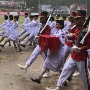 Upacara Penurunan Bendera di Kotamobagu4