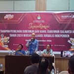 Ketua Divisi Hukum dan Pengawasan KPU Provinsi Sulawesi Utara (Sulut) Meidy Tinangon (tengah) bersama Ketua AJI Manado, Fransiskus Marcelino Talokon (kiri) dan Amrain Razak, Mantan Komisioner KPU Sulut dan Jurnalis Senior (kanan), saat gelar sosialisasi pilkada KPU Sulut bersama dengan Aliansi Jurnalis Independen (AJI) Manado. (Foto: Ridho L Tobing)