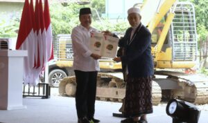 Pembangunan Pesantren Al-Khoziny Diperkuat Sertipikat Tanah Wakaf dari Kementerian ATR/BPN