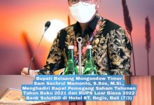Bupati Boltim Sam Sachrul Mamonto saat menghadiri RUPSLB BSG di Bali