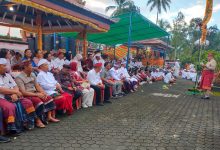 Bupati Limi Mokodompit Hadiri Perayaan Hari Raya Galungan di Werdi Agung3