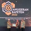 Wali Kota Tatong Bara Terima Penghargaan Bapeten Award 2022 atas Capaian RSUD Kota Kotamobagu
