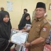 Wali Kota Waris Tholib Serahkan Sertifikat Kepada Anak Penghafal Al-Qur’an di Tanjungbalai
