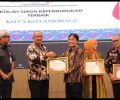 Wali Kota Asripan Nani Terima Penghargaan Sekolah Siaga Kependudukan Terbaik se Sulut