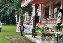 Irup Upacara HUT PGRI, Wali Kota Tatong Bara Bacakan Sambutan Mendikbud Soal Platform Merdeka Belajar