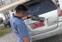 Mobil Dinas milik Pimpinan Dekab Boltim yang diduga diganti plart nomor kendaraannya