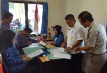Pengurusan dokumen kependudukan di kantor Desa Bilalang I oleh Dinas Catatan Sipil dan Kependudukan Kotamobagu
