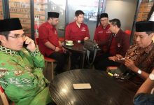 Perbincangan jajaran pengurus Pemuda Muslimin Sulawesi Utara usai pelantikan