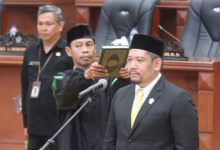 Putra Bolmong Raya Raski Mokodompit Dilantik Sebagai Wakil Ketua DPRD Provinsi Sulut