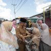 Wali Kota Asripan Nani Hadiri Perayaan Ketupat di Desa Moyag