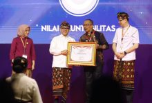Wali Kota Asripan Nani Terima Penghargaan Dari Kementerian PAN RB